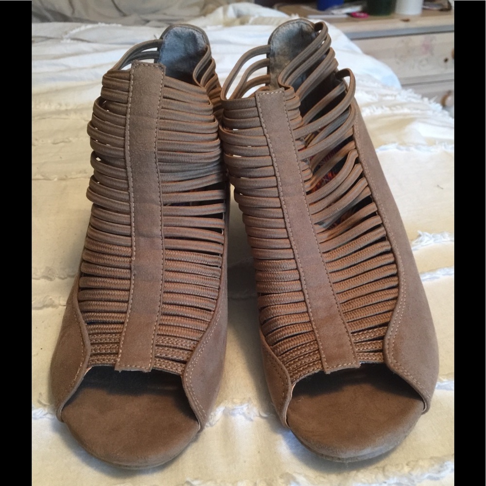 Rampage wedges